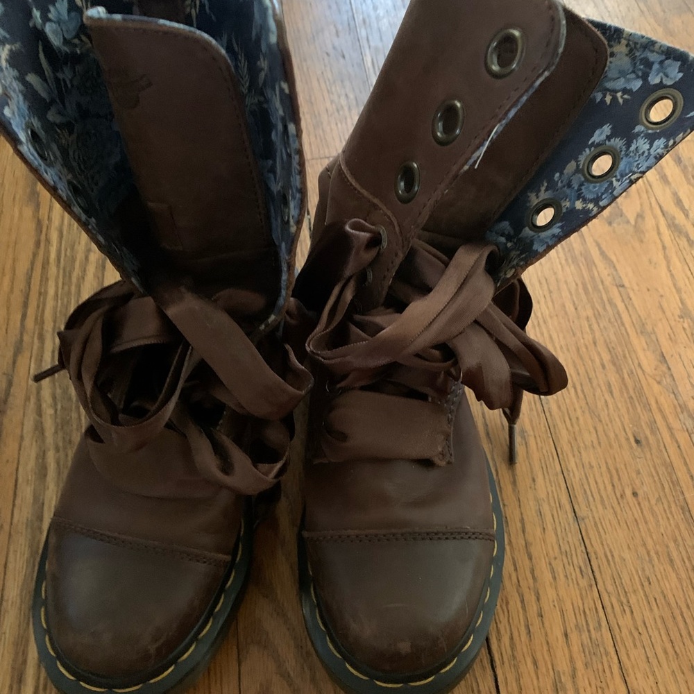 Dr. Martens Aimilita Combat Boots